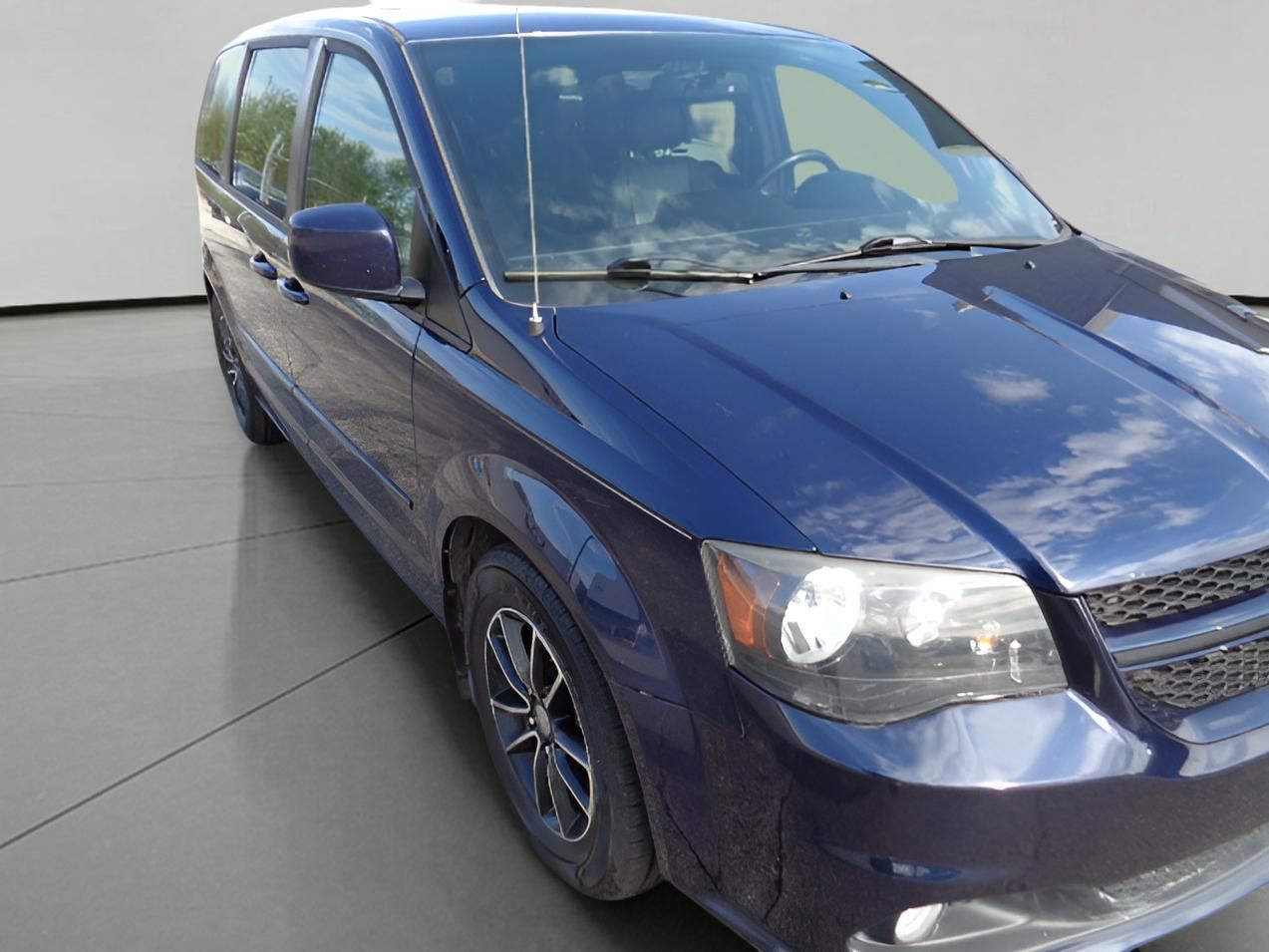dodge grand caravan 2015 2C4RDGEG6FR682827 image dodge grand caravan 2015 2C4RDGEG6FR682827 image
